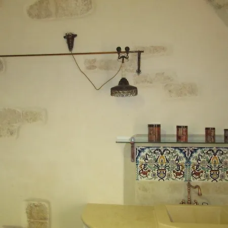 La Casetta In Pietra * אוסטוני